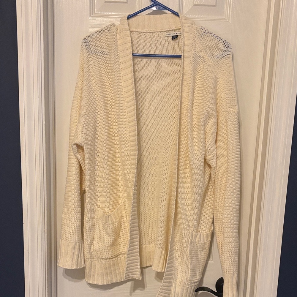 American Eagle Women's Cream Cardigan